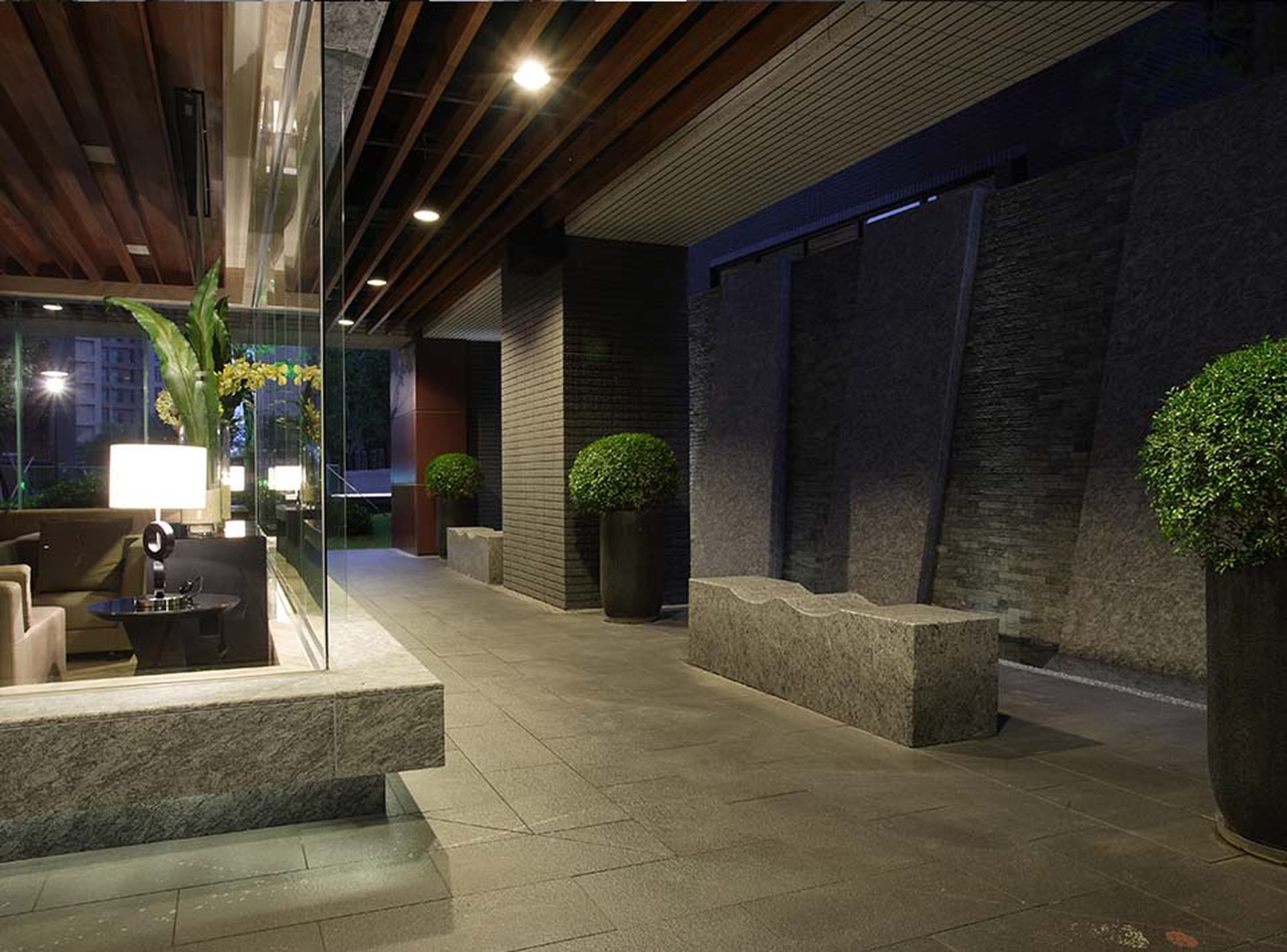 陸江建設