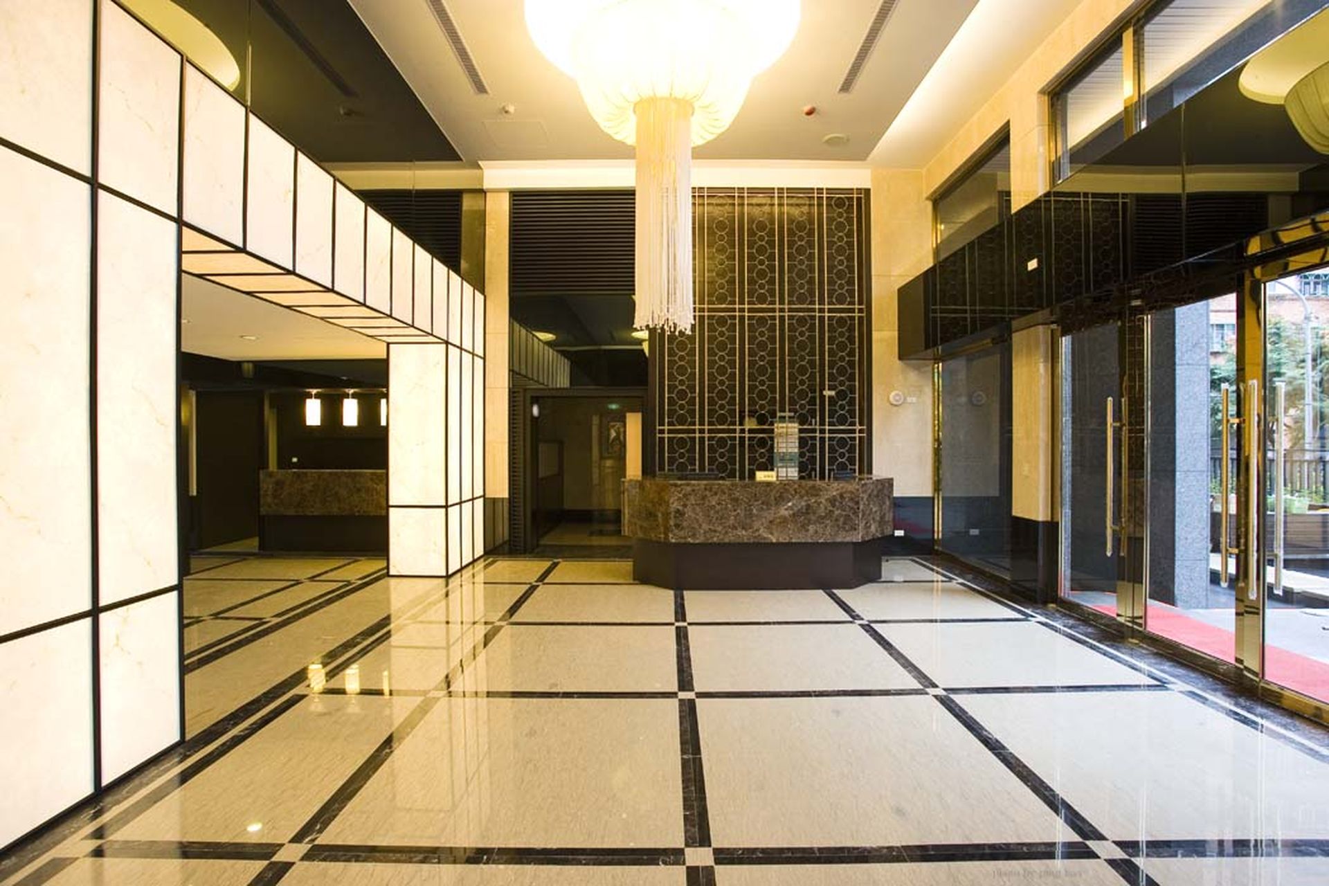 陸江建設