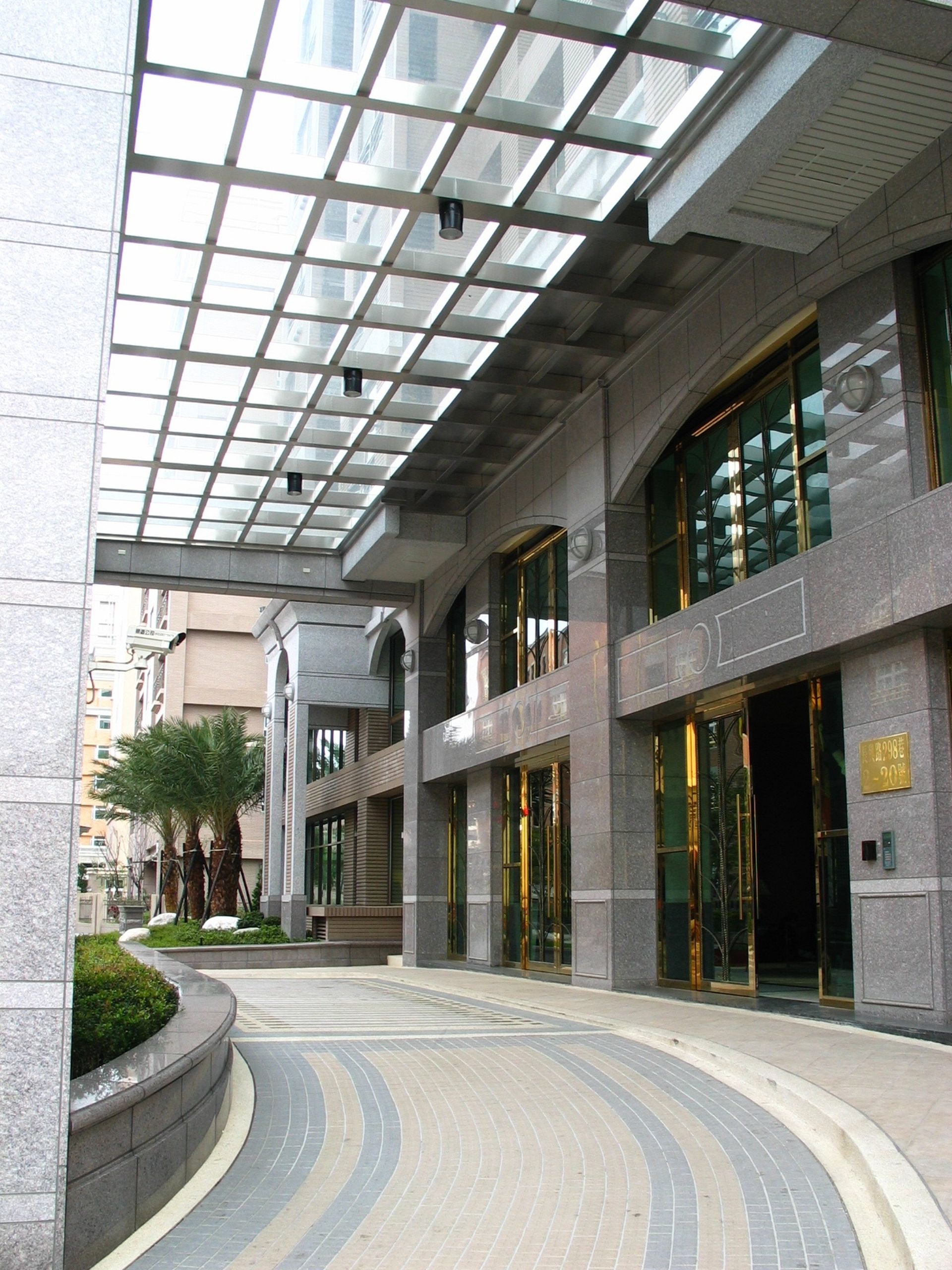 陸江建設