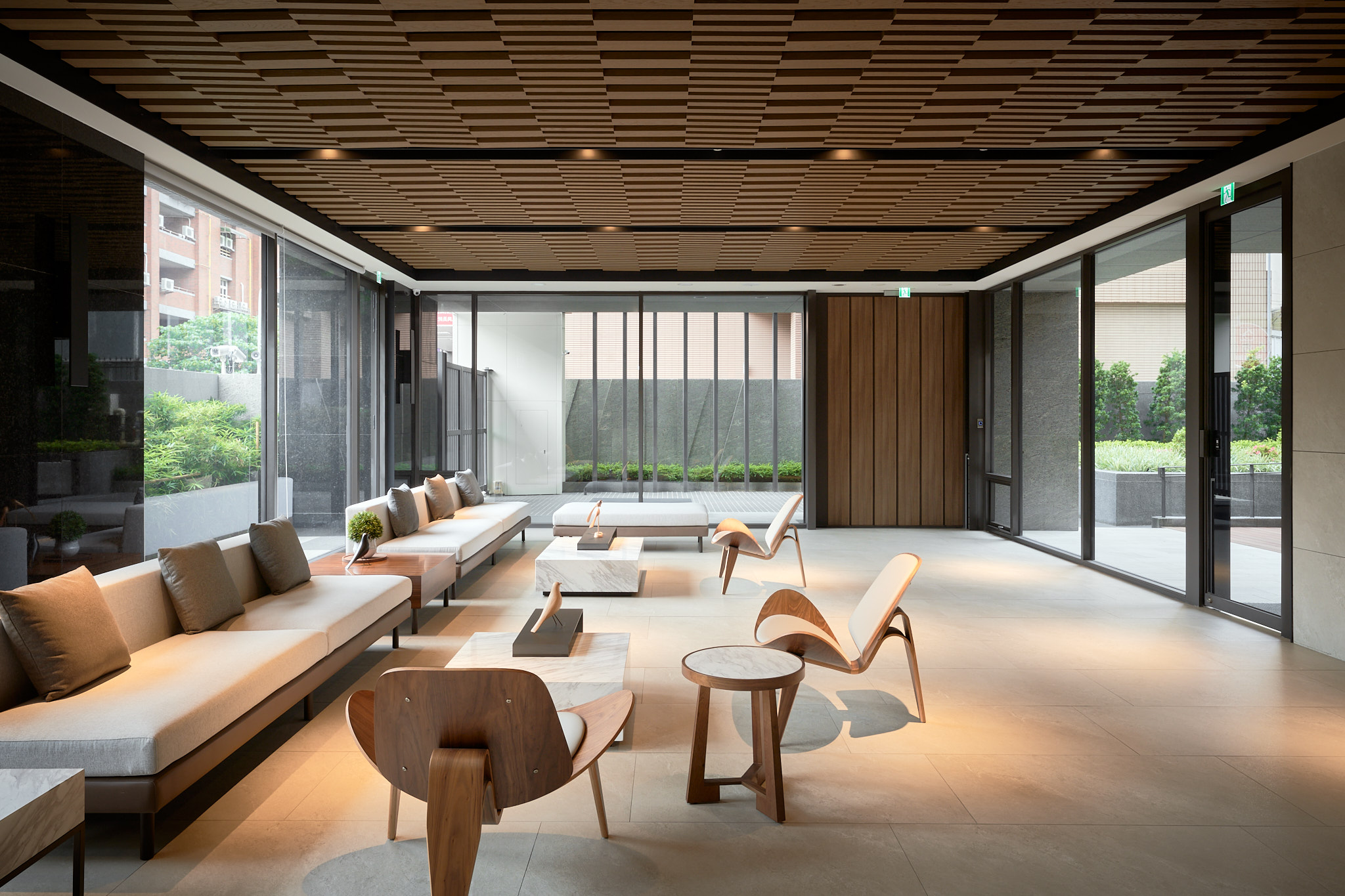 陸江建設