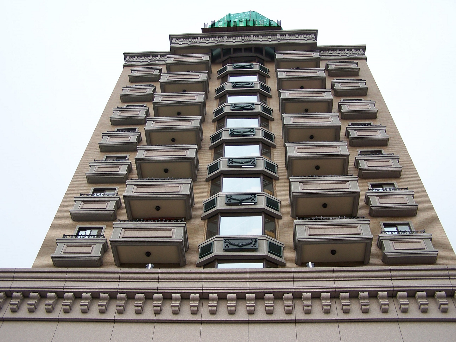 陸江建設
